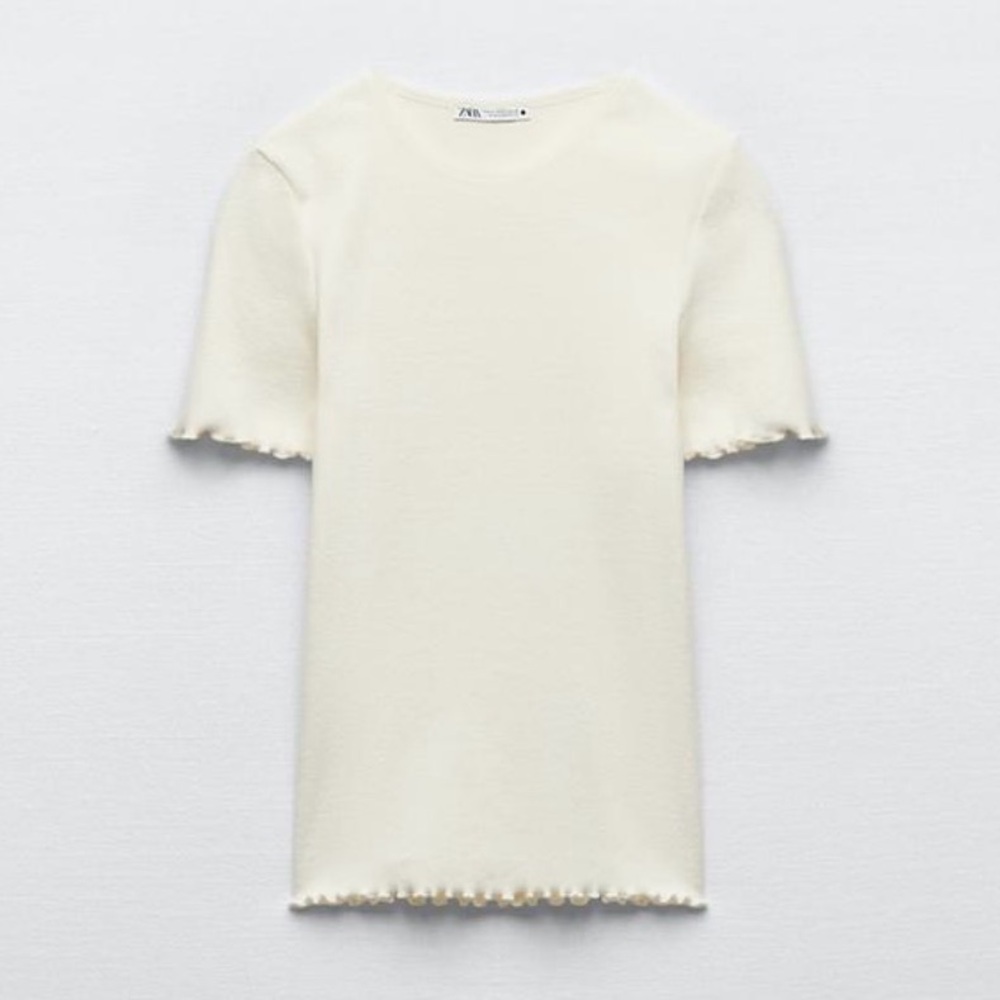 NWOT Zara White Ribbed Tee with Wavy Hem